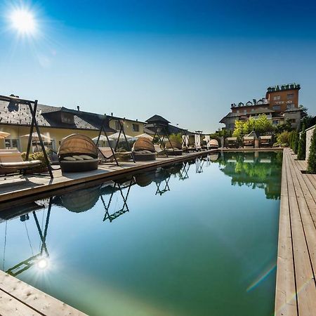 Hotel Winzer Wellness & Kuscheln Sankt Georgen im Attergau Exterior photo
