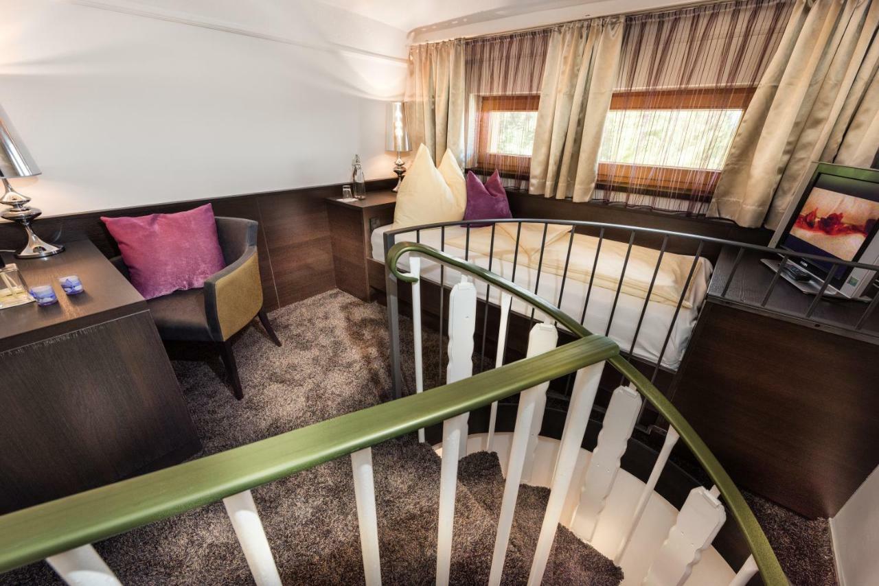 Hotel Winzer Wellness & Kuscheln Sankt Georgen im Attergau Exterior photo